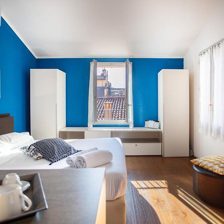 Urbanicooh San Petronio - Torre Asinelli View Apartment Bologna Bagian luar foto
