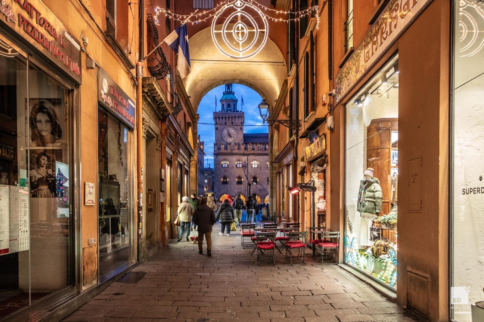 Urbanicooh San Petronio - Torre Asinelli View Apartment Bologna Bagian luar foto